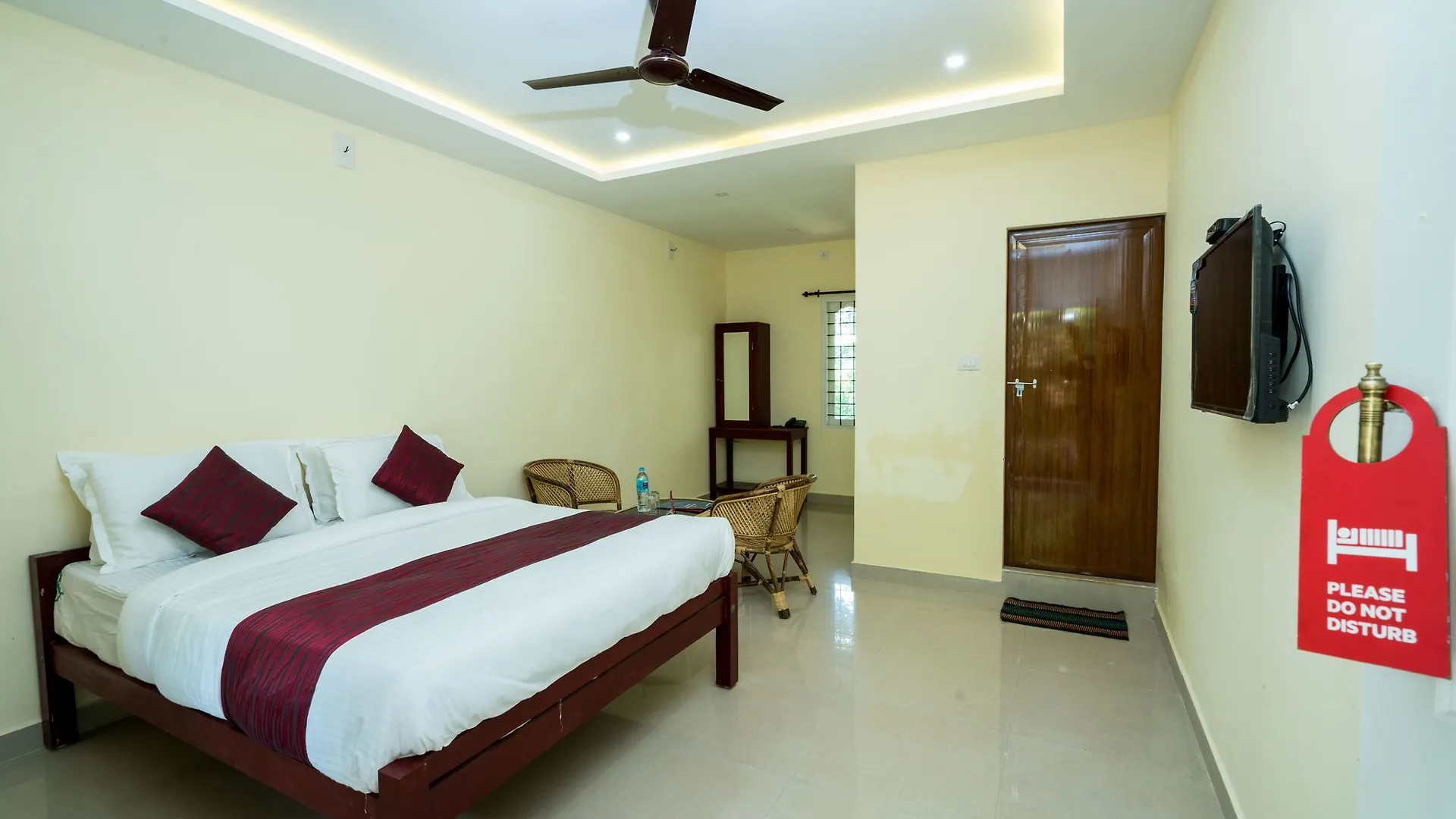 Oyo 10146 Eden Farm House Munnar