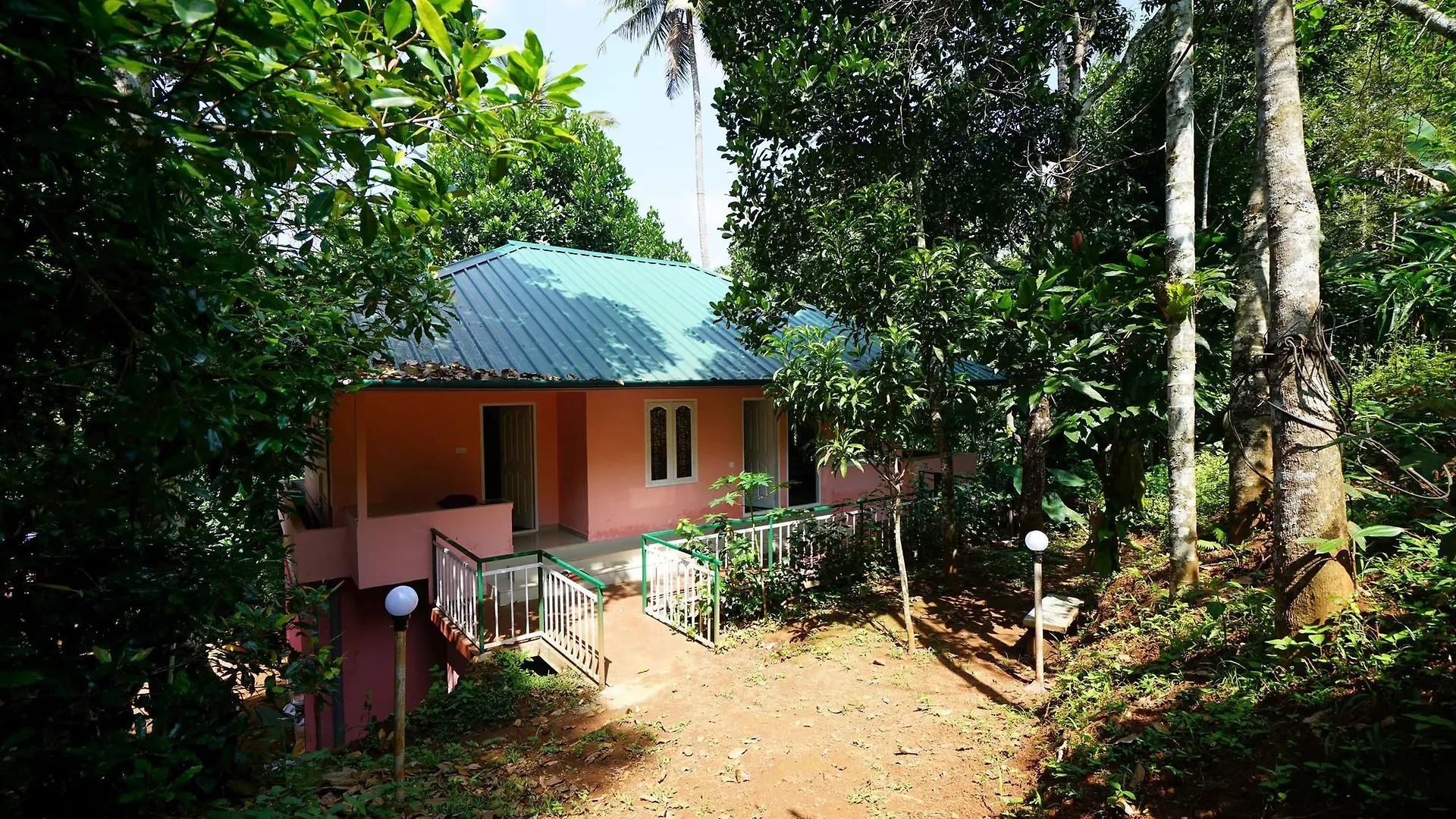 Oyo 10146 Eden Farm House Munnar